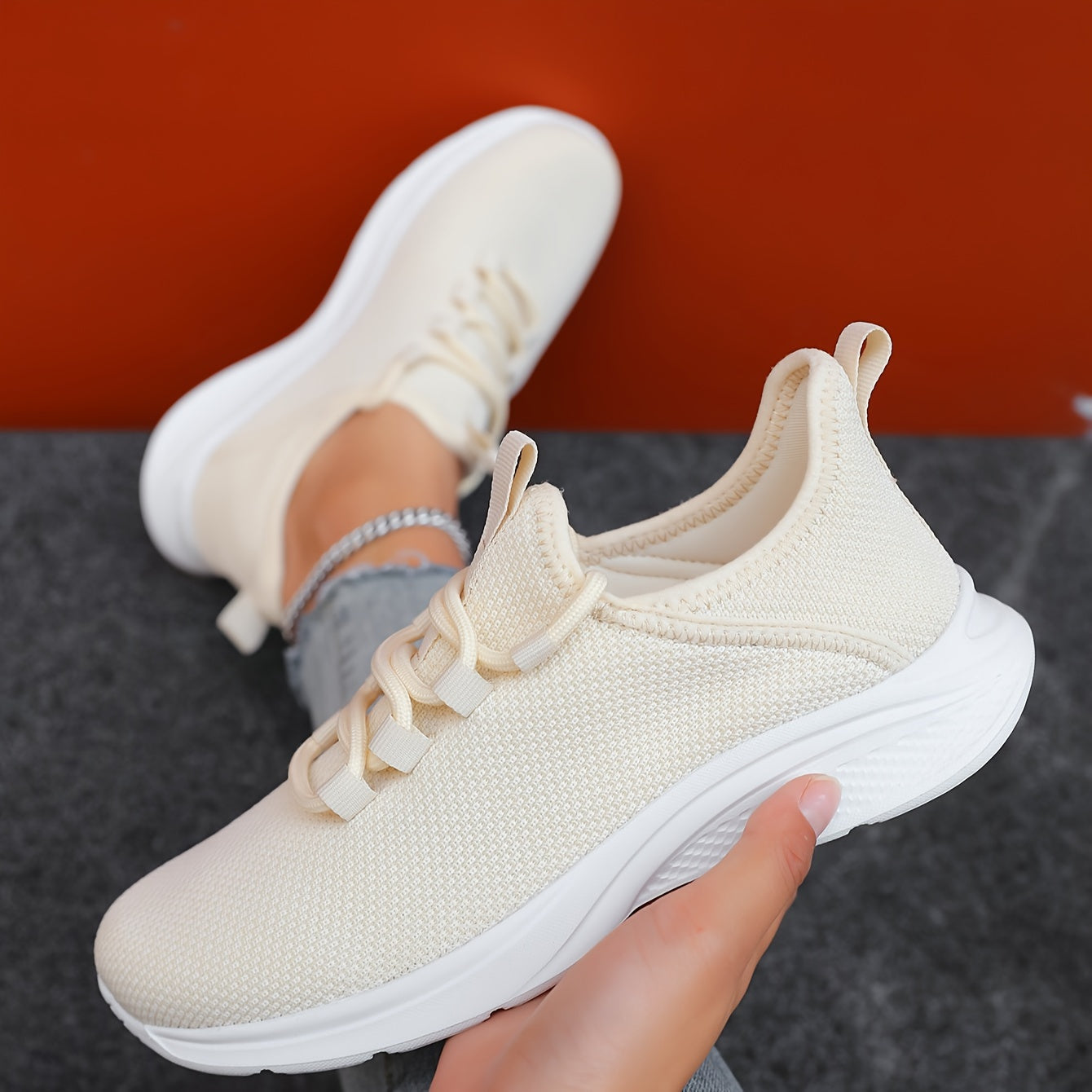 Scarpe ultra-leggere e traspiranti